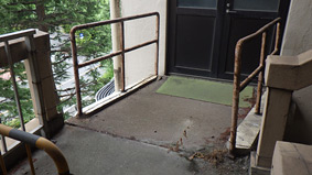 �������Đ��Z���^�[��������