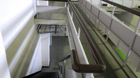 �������Đ��Z���^�[��������